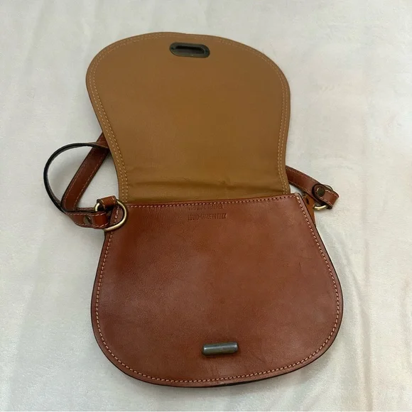 Vintage genuine Italian leather Crossbody flap Bag 51169 - Picture 6 of 12